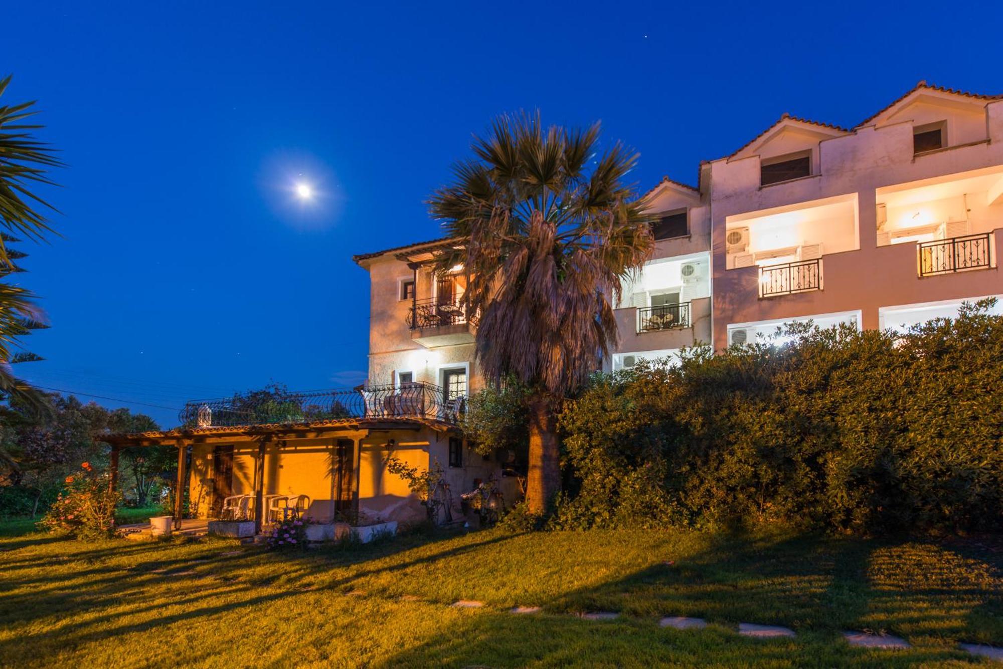Yiannis Studios Tsilivi  Luaran gambar