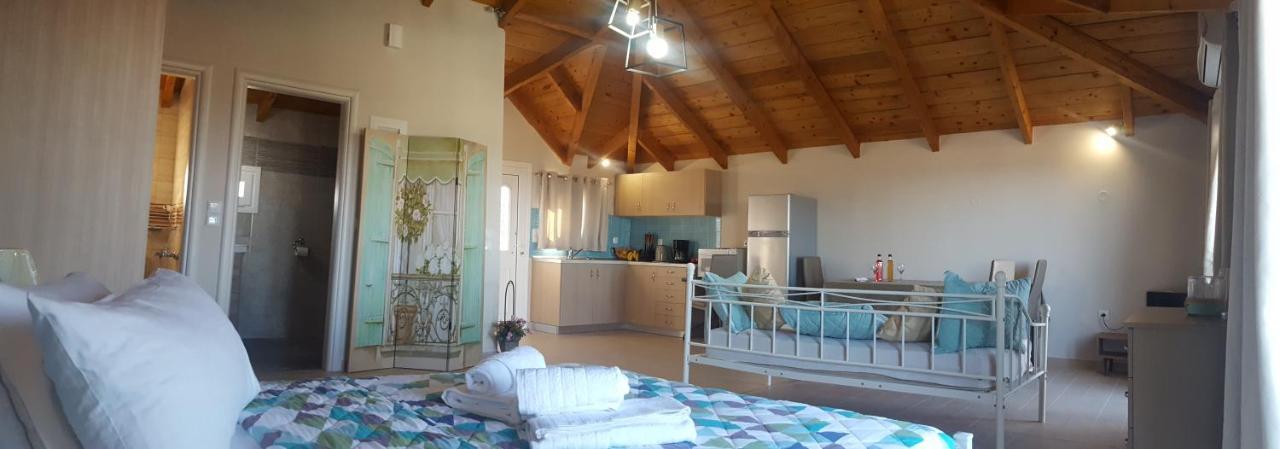 Yiannis Studios Tsilivi  Luaran gambar