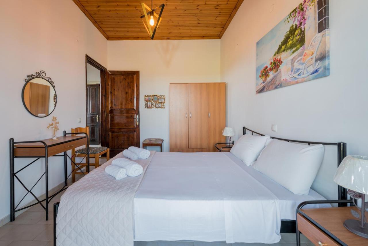 Yiannis Studios Tsilivi  Luaran gambar